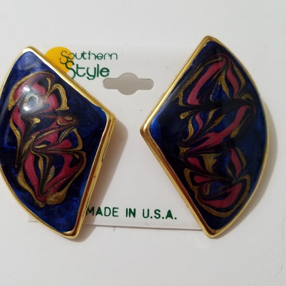 Vintage Pierced Earrings Blue Magenta Metal Fan Shape - Picture 7 of 7